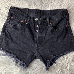 Levi’s 501 cutoff shorts size 32